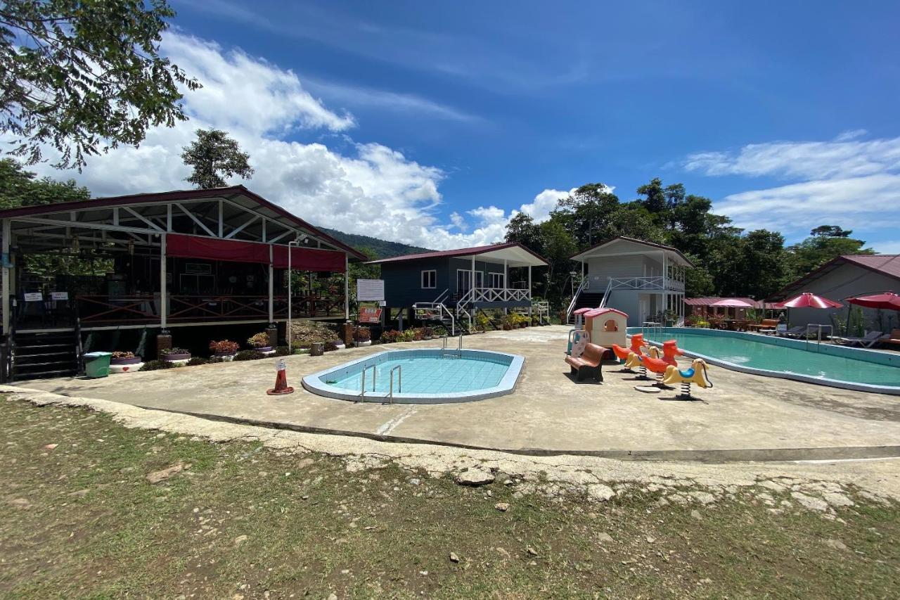 SPOT ON 90279 Kinomulok Garden Hotell Ranau Eksteriør bilde